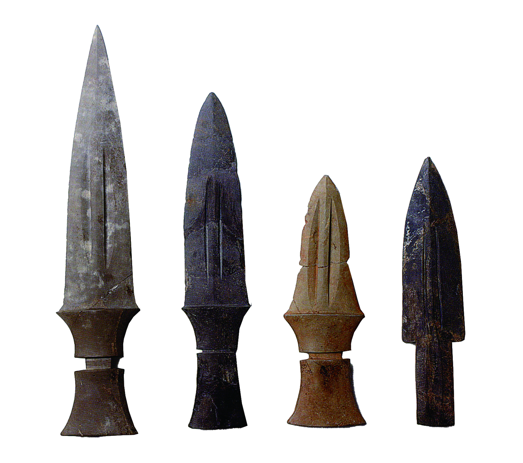 피 홈이 있는 간 돌검